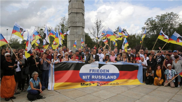 art196-gruppenbild-friedensfahrt-druschba