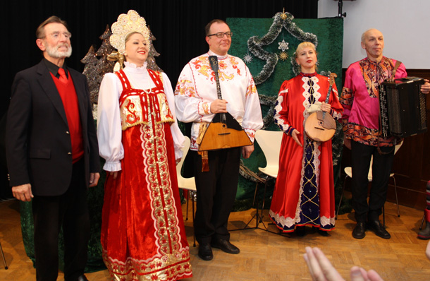 Klaus-Mnster-Olga-Koslova-Trio-Balalaika-Klassik